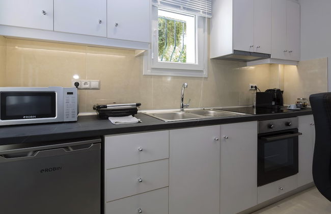 Borts Apartment - Photo 11