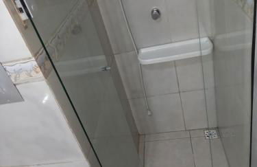 Apartamento à Beira-Mar e Centro Tramandaí Frente calçadão - Foto 13