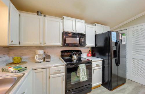 Mtn Home with Deck and Community Amenities in Newland - Photo 11