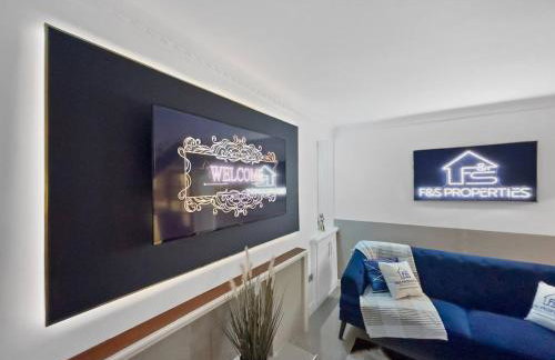 Dashing and Distinctive Dwelling w Rooftop Garden - Foto 38