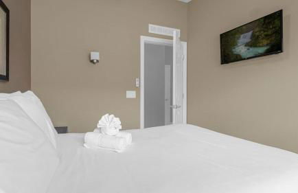 Sun, Fun & Summer Getaway - TownHome by Disney! - Photo 20