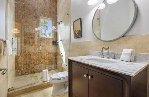 New Luxe Super Villa by The Glam Homes - Foto 28