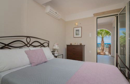 Villa Elizabeth - Seafront Classic Villa! - Foto 27