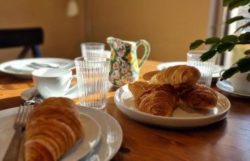 Cosy Home from Home, Private Hot tub, Sunset Views - Foto 23