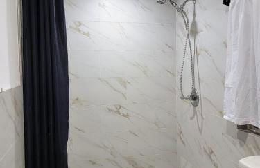 Private guest studio 5 minutes to Rodeo Drive and in great area - Foto 8