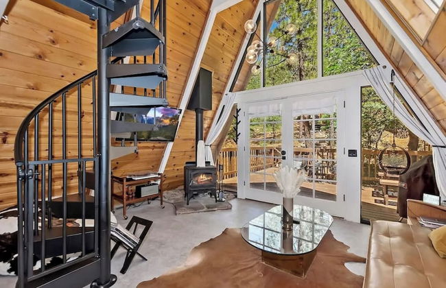 Acute A-frame Cabin w WiFi - Foto 12