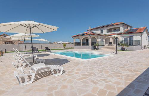 Villa Sandra ZadarVillas - Foto 1