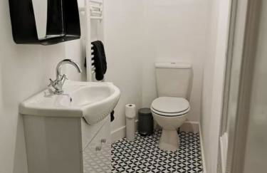 Central Filey Family Cottage for Groups with Super King Bedroom and Bunk Room - Foto 19