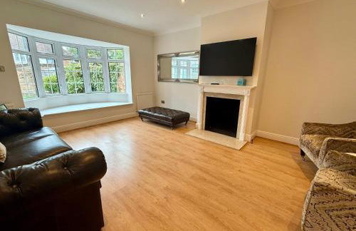 Refined Cottage Living Near Ascot & Windsor - Foto 31