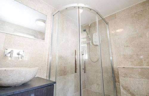 Creek View House - Photo 12