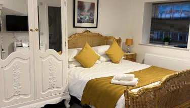 7 Plants Yard - Foto 1, wardrobe