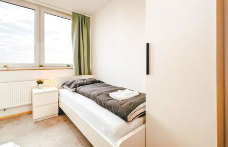 Monteurwohnung mit Balkon und Wohnzimmer - Foto 10