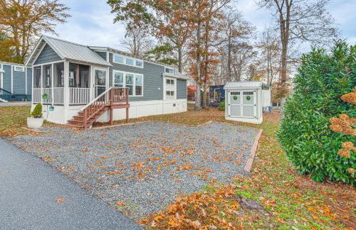 Tiny Home in Flat Rock Easy Access to I-26! - Photo 3