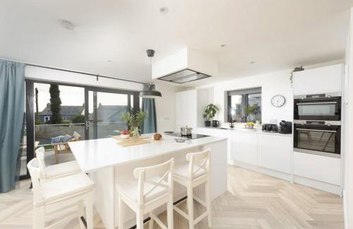 Atlantic Point, Porthleven - Free WiFi & Parking - Coffee Machine - Close to Harbour & Town - Foto 3