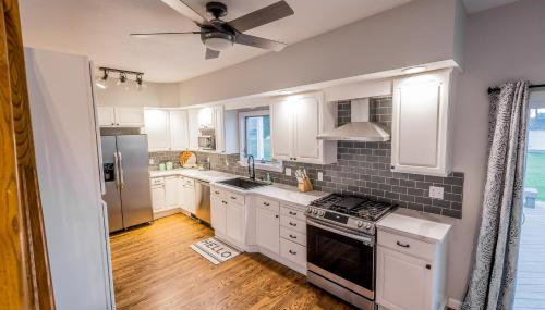 Lakeside Vineyard Farmhouse - Foto 4