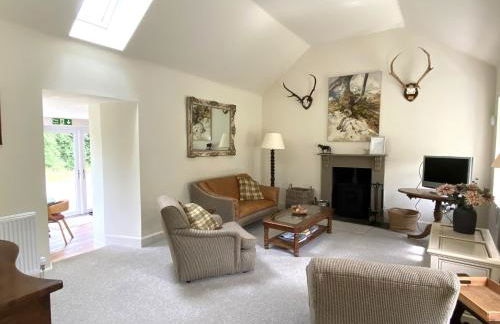 Riverside Cottage, Bridge of Balgie, Glenlyon, Perthshire - Foto 3