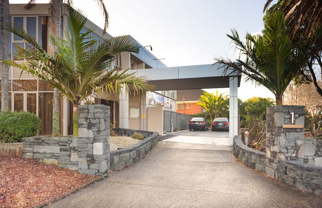 Ocean Breeze Hotel - Photo 42