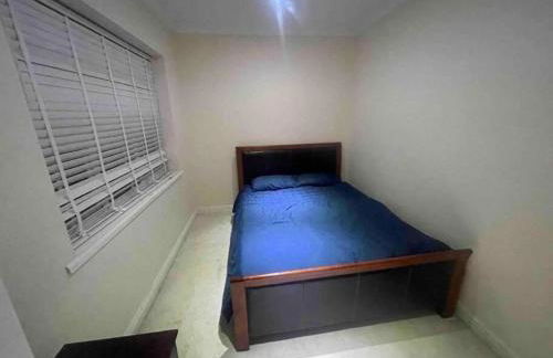 Charming House with Garden - Sleeps 6 & Parking - Foto 6