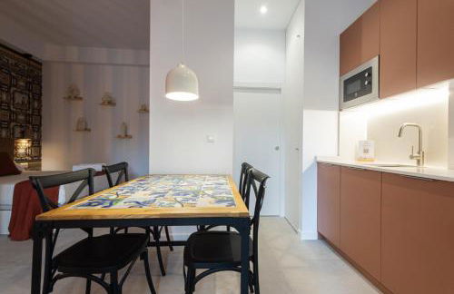 FLORIT FLATS - Stylish Valencia Ceramic Apartments with Free Bicycles by the Joaquin Sorolla Station - Photo 61