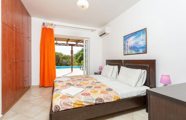 Villa Cherry Large Private Pool Walk to Beach Sea Views A C Wifi Car Not Required - 2180 - Foto 31