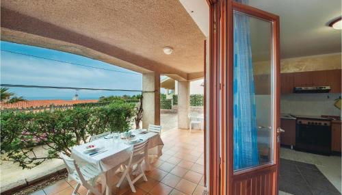 Awesome Apartment In Porto Alabe - Foto 2