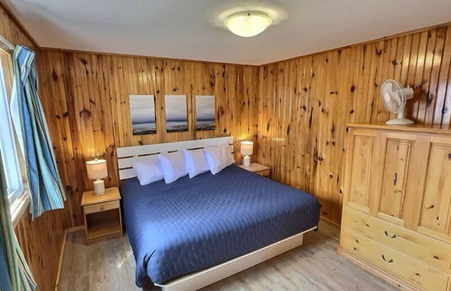 Cavendish Bosom Buddies Cottage Resort - Photo 13