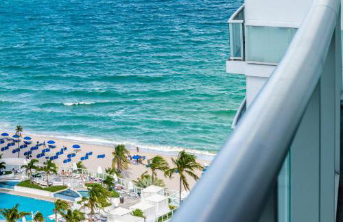 High Floor Luxury 2BR 2BA, Sleeps 6, Resort Access - Horizon by HomeStakes Stays - Foto 77