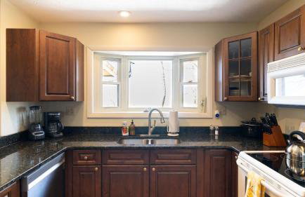 Deck w/ Forest Views, Ping Pong Blue Ridge Mtn Escape Ash Vale by Avantstay - Foto 28