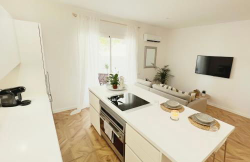 Casa Bella Suites - A stunning new entire apartment in an central location, Close to the beach - Foto 3