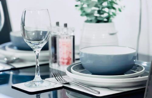 Chic Studio, Free parking, Sleeps 2 - Foto 26