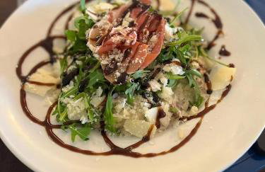 Airport Paris Eiffel Tower Center Roissy CDG - Foto 40