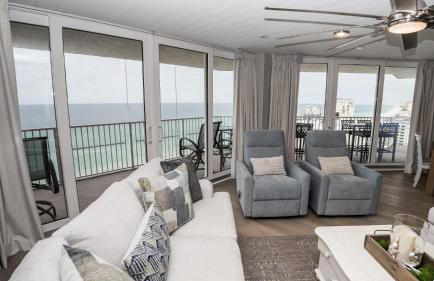 Total Remodel - 3BR-3BA Corner Beachfront - Winter Snowbirds Welcome! - Foto 59