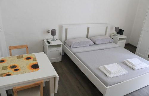 ROOMS 69- Appartaments Francesca e Comasia - Foto 40