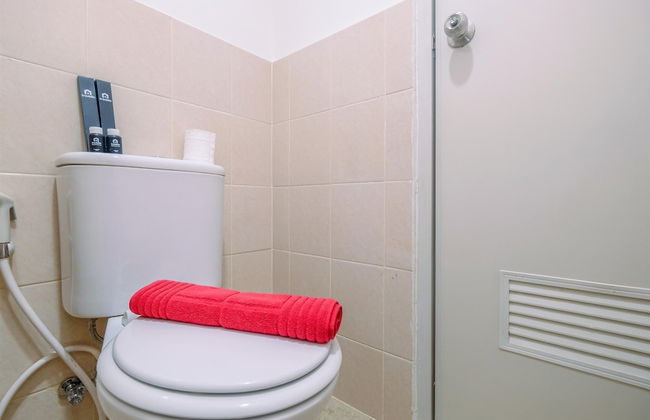 Cozy Stay 2BR Podomoro Golf View Apartment - Photo 15