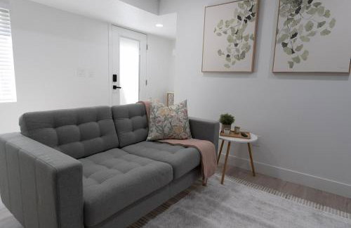 Brand New Luxury Basement Apt - Foto 4