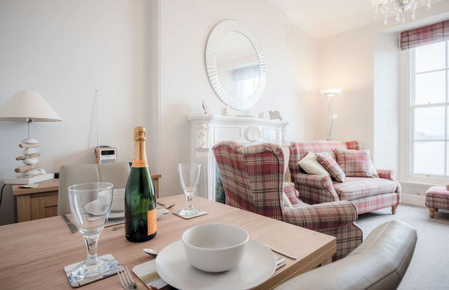 Belle Vue Court - 2 Bedroom Apartment - Tenby - Foto 31