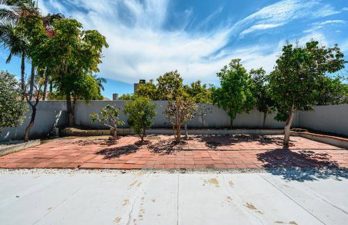 Mins to Disney Chic 3BR with Arcade - Foto 9