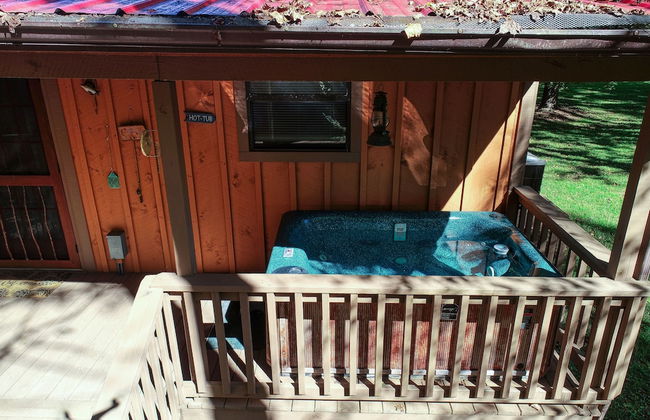 Wandering Creek - 2 Bedrooms, 1 Baths, Sleeps 6 Cabin by RedAwning - Foto 23