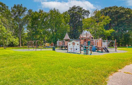 Rock Hall Retreat with Balcony Near Park and Marina! - Foto 28