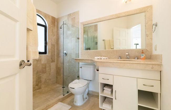 Condo Santuario by Playa Paradise - Photo 22