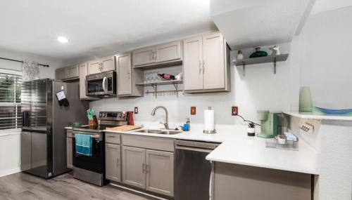 Lovely Modern 3 Bedroom Town Home - Foto 3