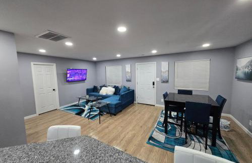 Upscale Peaceful Stay in Gary - Foto 6