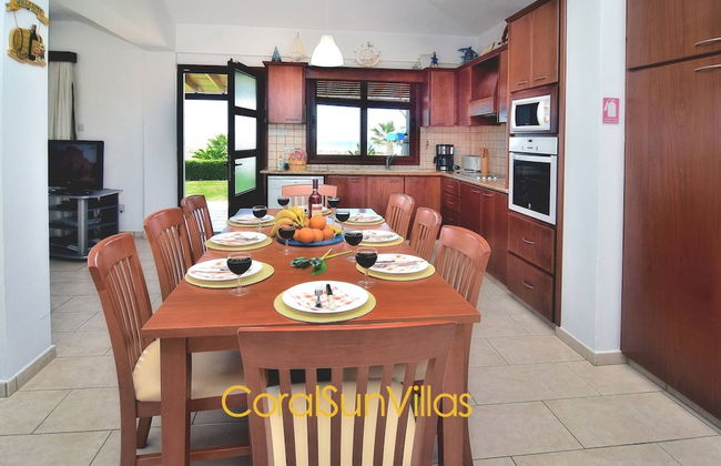 Nature - Direct To Sandy Beach, Impressive Villa, Quiet Area - Foto 39