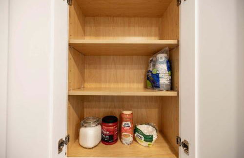 4 Min to Downtown - 10 Min to Elon - Washer and Dryer - Foto 37