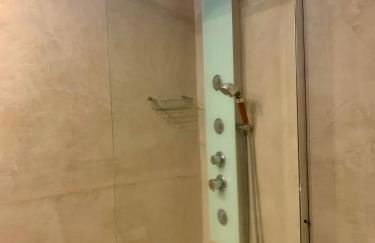 Private apartment with stunning ocean views and sunset. - Photo 35