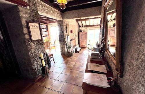 Grande maison en pierre à la campagne, belle vue - Foto 2