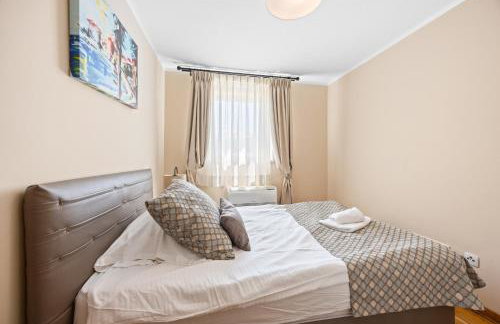 Villa Andrea for 17 people with private 40 m2 pool & pet friendly near Poreč - Photo 25