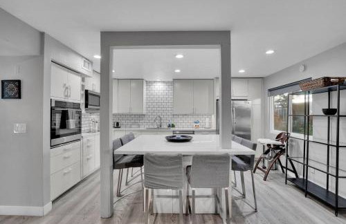 Family 4BR Home 15 min to Disneyland & Beach - Foto 40