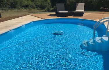 Peaceful, comfortable retreat with pool - Foto 10