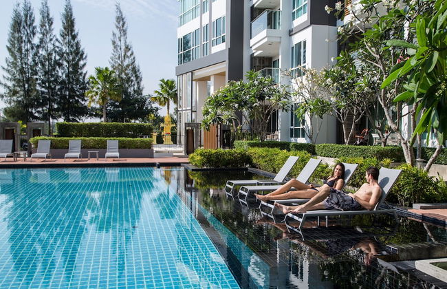 First Choice Grand Suites - Photo 41